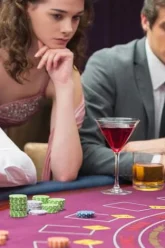 final-table-poker-contestants-at-wpt